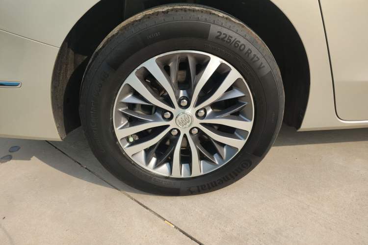 Used Buick GL8 2018 ES 28T Luxury Model China VI Standard
