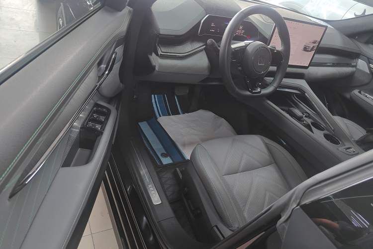 Used Zeekr 001 2023 WE Edition 100 kWh
