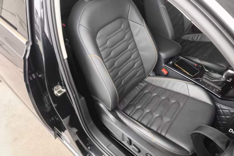 Used Volkswagen Passat 2019 330TSI Elite Edition China VI