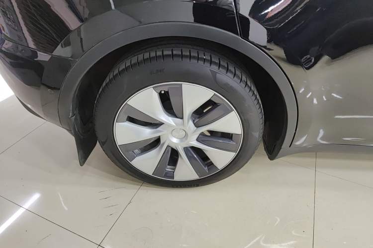 Used Tesla Model Y 2022 Rear-Wheel-Drive Version
