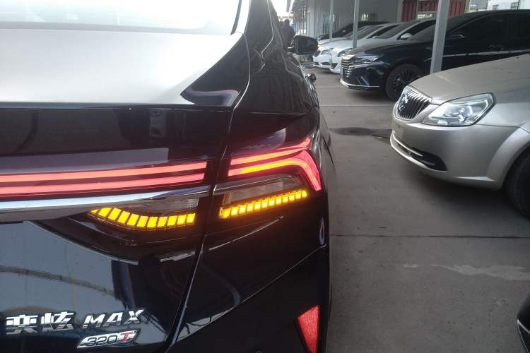 Used Dongfeng Aeolus Yixuan MAX 2021 1.5T Super-Powered Dad Edition
