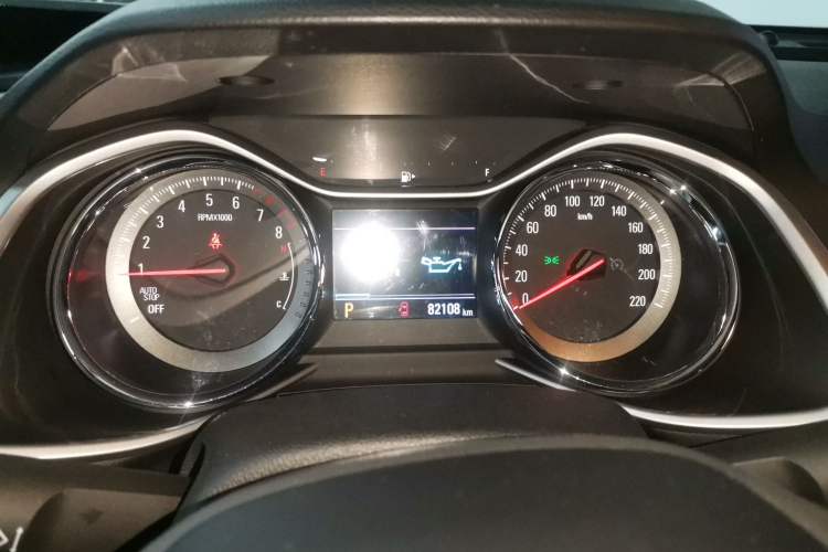 Used Chevrolet Orlando 2020 Light Hybrid Redline 530T Automatic Enjoyment Edition (5+2 Models)