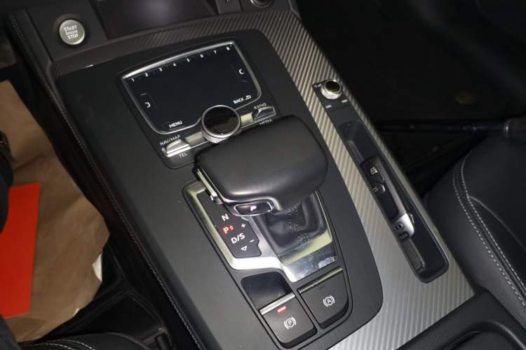 Used Audi Q5L 2020 45 TFSI Prestige Fashion Model