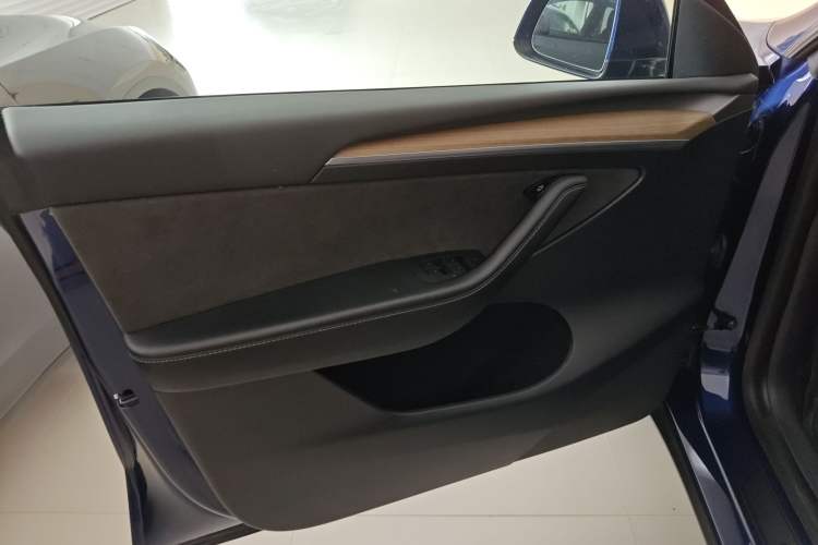 Used Tesla Model Y 2022 Performance High-Performance All-Wheel-Drive Version
