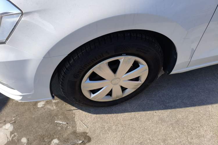 Used Volkswagen Jetta 2017 1.5L Automatic Fashion Model
