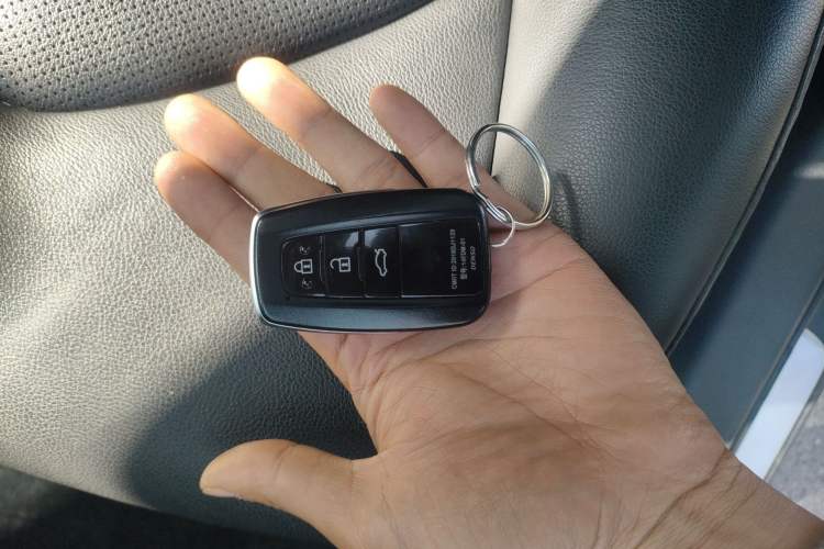 Used Toyota Camry 2021 2.0G Luxury Edition