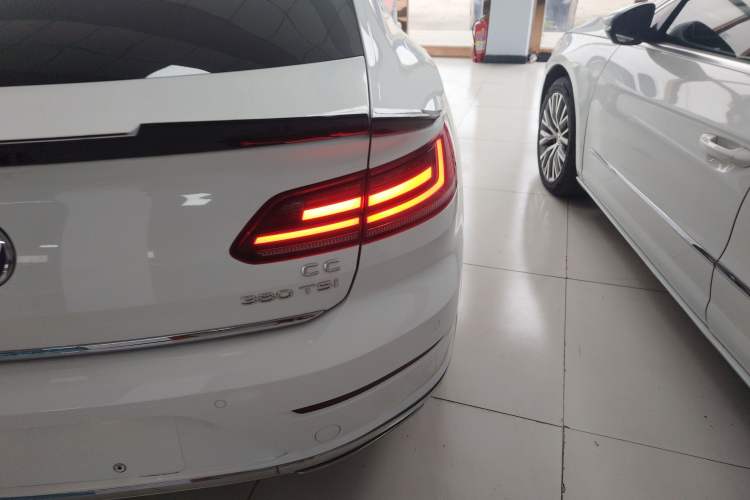 Used Volkswagen FAW-Volkswagen CC 2019 380TSI Glamour Edition China VI Standard
