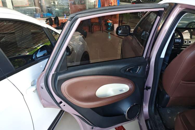 Used Wuling Bingo 2023 333 km Lingxi Connected+ Version
