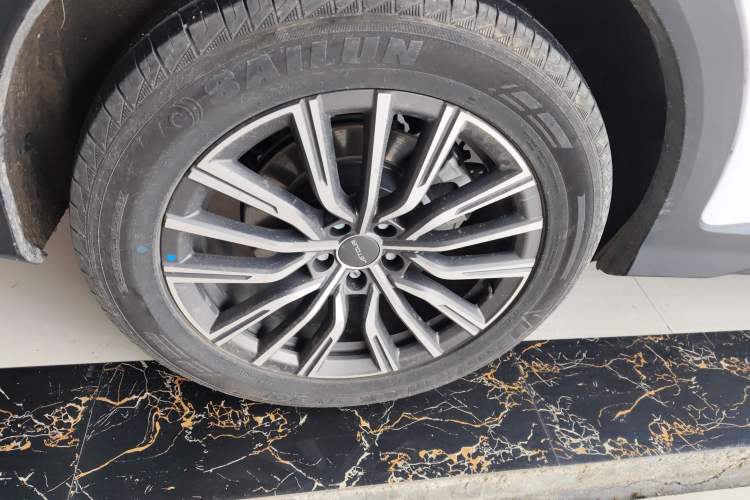 Used JETOUR X70 PLUS 2024 Champion Edition 1.5T DCT Champion MAX 5-Seater