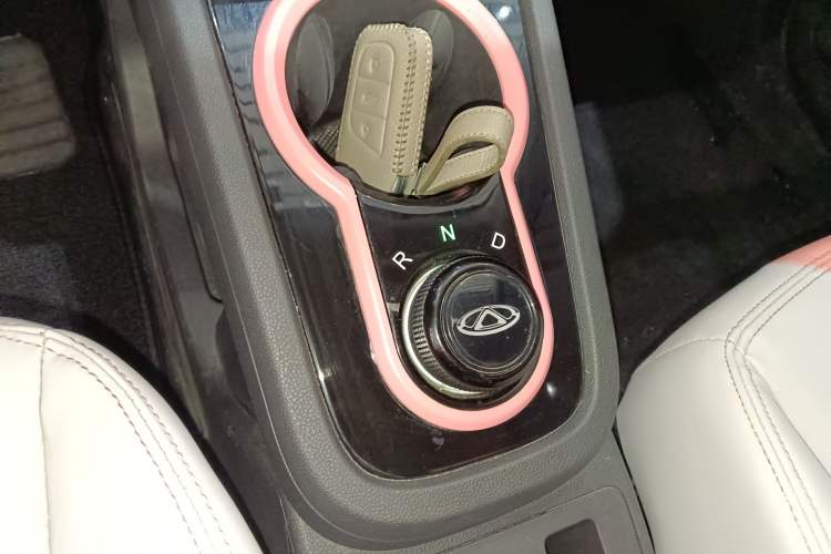 Used Chery Little Ant 2022 300 000 Yuan "Ant Fan" Edition "Extra Sweet" Version Lithium Iron Phosphate 29.2 kWh 30 kW 301 km
