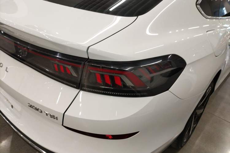 Used Volkswagen Lamando 2024 Lavida L 280TSI DSG Cool & Spicy Edition
