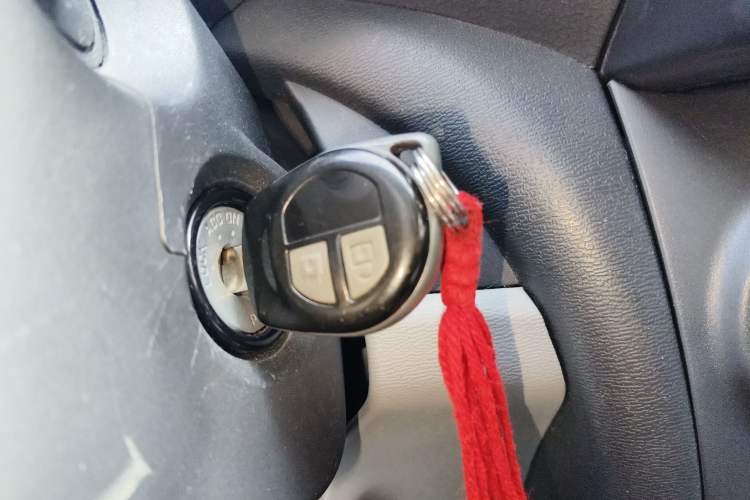 Used Suzuki Alto 2013 1.0L Automatic Luxury Model
