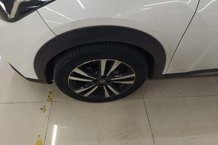 Used Nissan Kicks 2021 1.5L XV CVT Smart Connect Luxury Edition