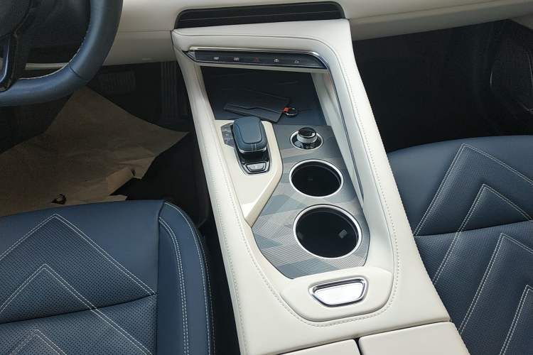 Used Zeekr 001 2022 Ultra-Long Range Dual-Motor ME Version
