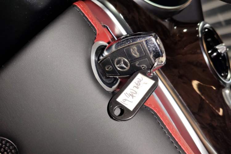 Used Mercedes-Benz V-Class 2018 V 260 L Prestige Extended Version China VI
