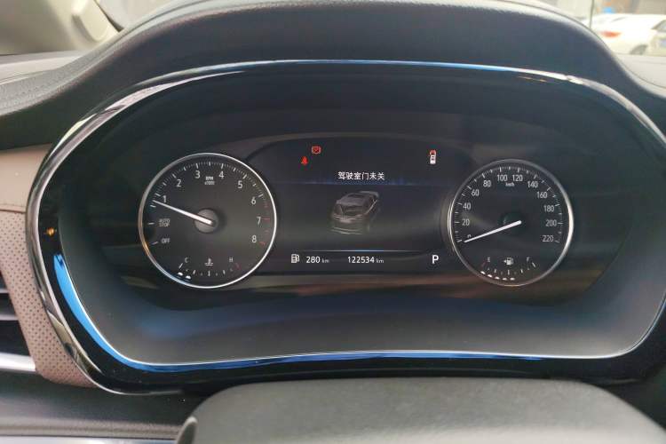 Used Buick GL8 2021 Land Cruiser Executive Class 652T Luxury Model