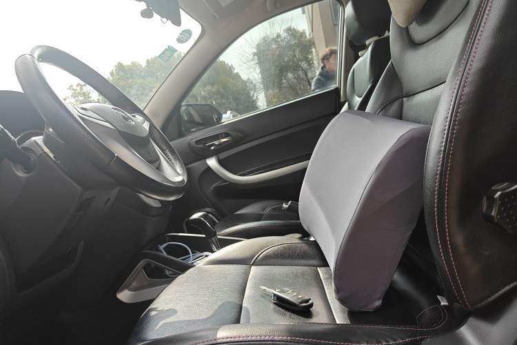 Used Changan CS35 2015 1.6L Automatic Luxury Model China V Standard