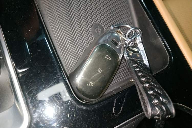 Used Li Auto ONE 2020 Extended-Range 6-Seater Version
