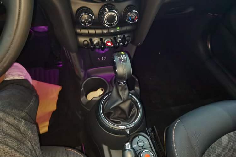 Used  MINI 2014 1.5T COOPER Fun
