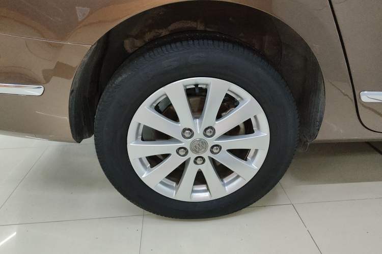 Used Buick GL8 2018 28T Luxury Model China VI Standard