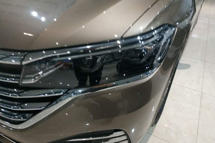 Used Volkswagen Viloran 2022 380TSI Prestige Edition
