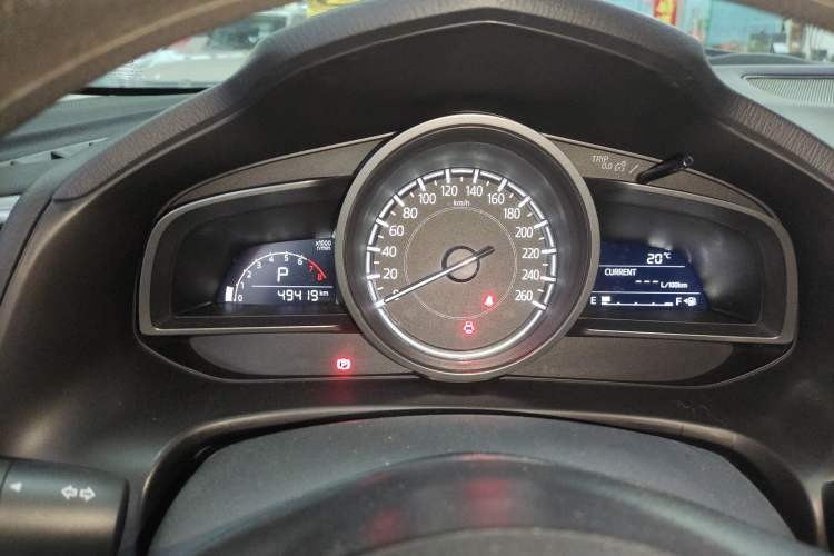 Used Mazda Mazda 3 Axela 2017 Hatchback 1.5L Automatic Luxury Model Emission Standard China V
