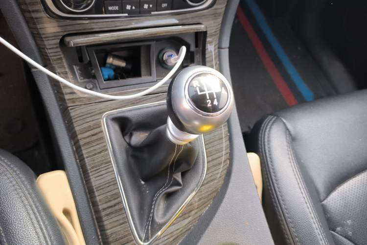 Used Zotye T600 2015 1.5T Manual Luxury Model