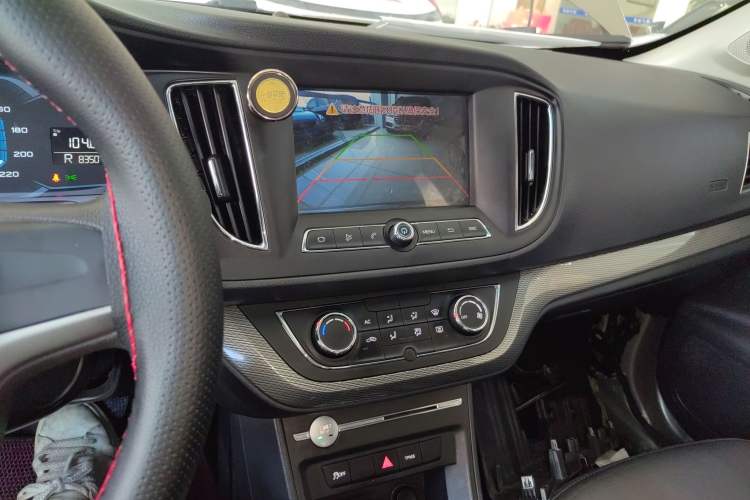 Used Roewe 360 2017 1.5L Automatic Luxury Edition
