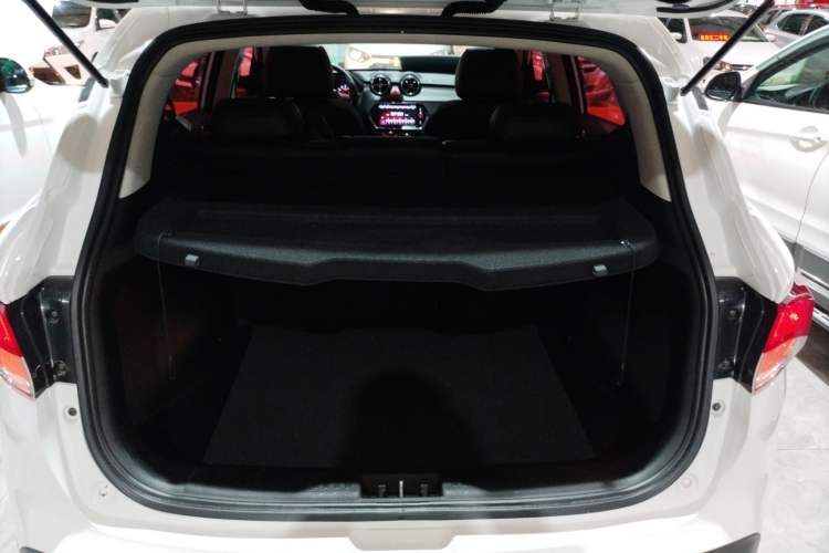 Used Soueast DX3 2016 1.5L Manual Luxury Version
