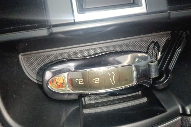 Used Porsche Macan 2023 Macan 2.0T
