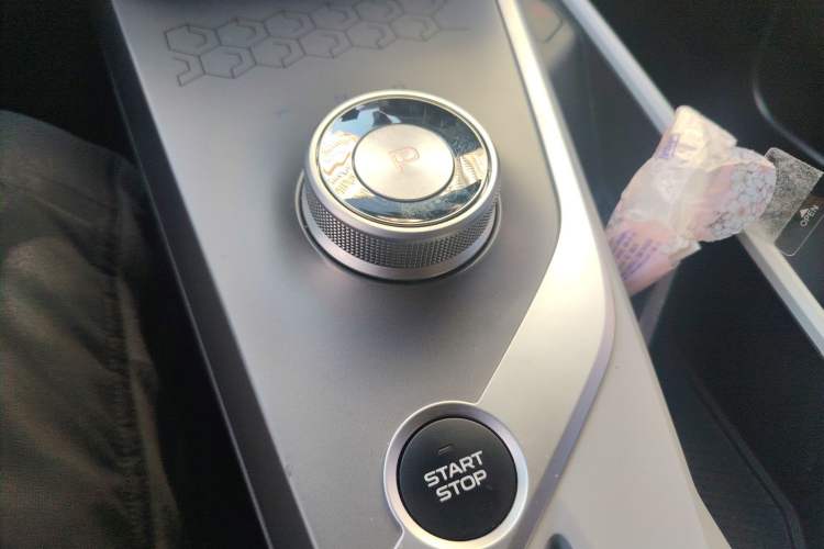 Used Geometry C 2022 550KM Grapefruit Plus