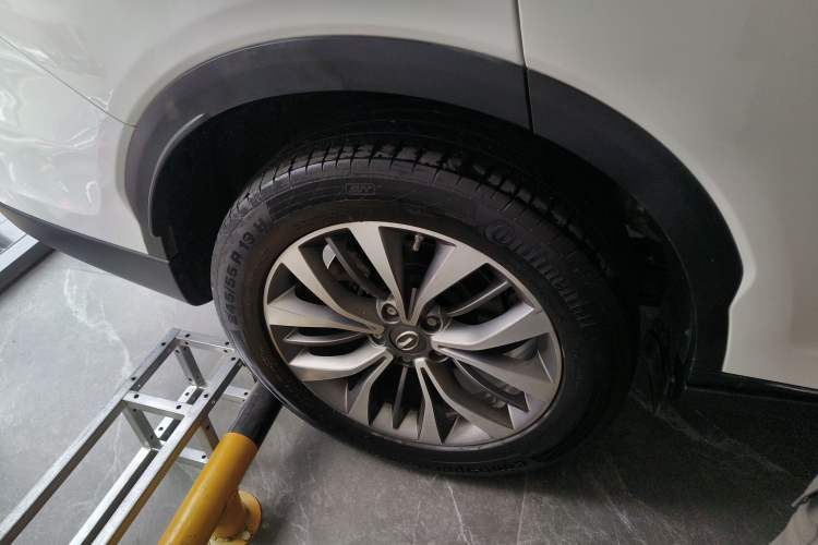 Used GAC Trumpchi GS8 2017 320T Two-Wheel Drive Luxury Smart Connectivity Version (7 Seats)
