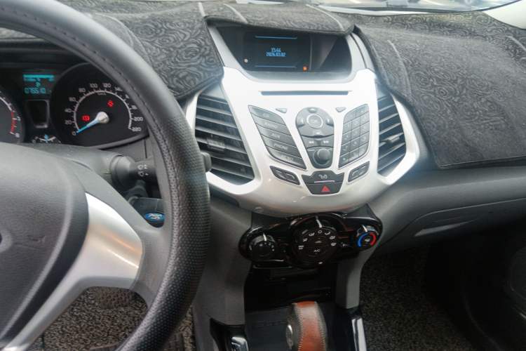 Used Ford EcoSport 2013 1.5L Automatic Fashion Model
