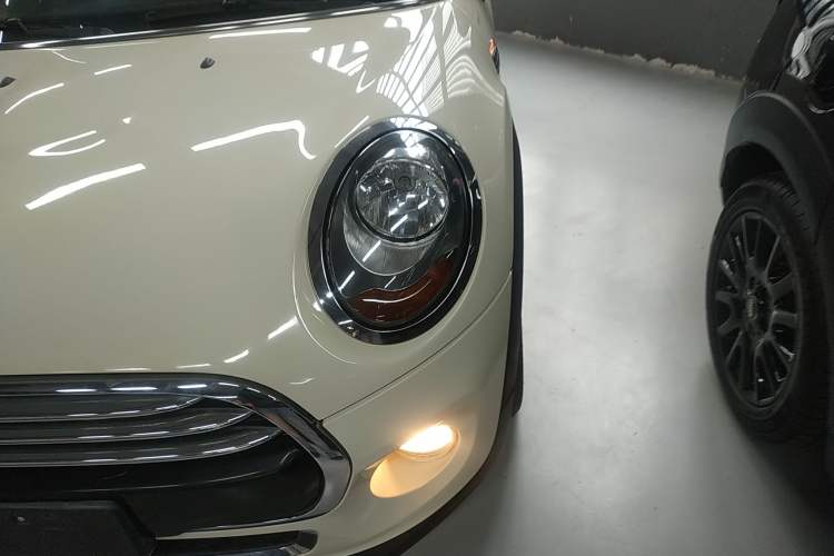 Used  MINI 2014 1.5T COOPER Fun
