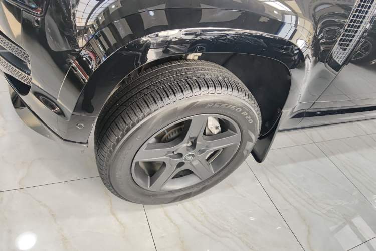 Used Land Rover Defender 2023 Facelift 110 3.0T P400 X-DYNAMIC HSE
