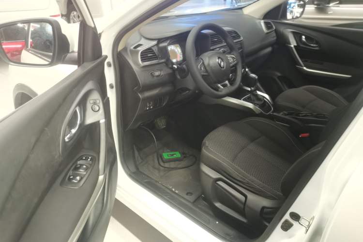 Used Renault Kadjar 2017 2.0L Two-Wheel Drive Comfort Edition