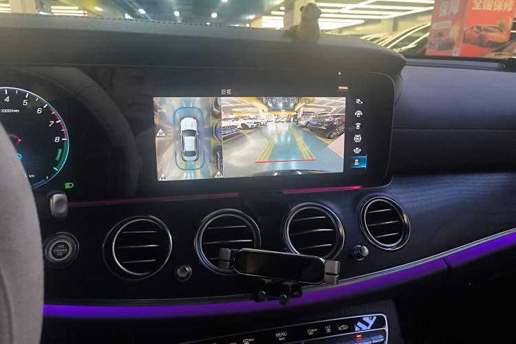 Used Mercedes-Benz E-Class New Energy 2023 E 350 e L Plug-in Hybrid Sports Sedan
