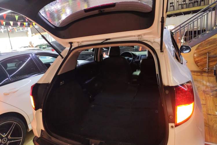 Used Honda Vezel 2017 1.5L CVT 2WD Comfort Model
