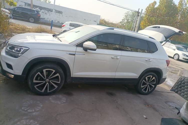 Used Volkswagen Tharu 2019 280TSI Two-Wheel Drive Luxury Version China VI Standard
