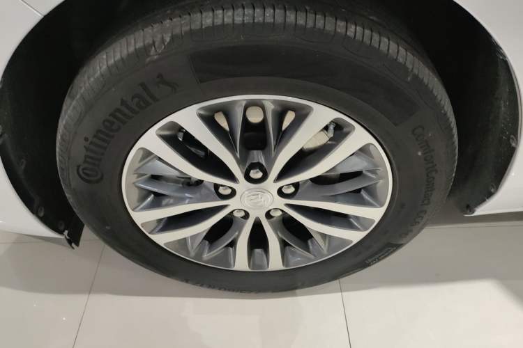 Used Buick GL8 2023 ES Lu Zun Comfort Model
