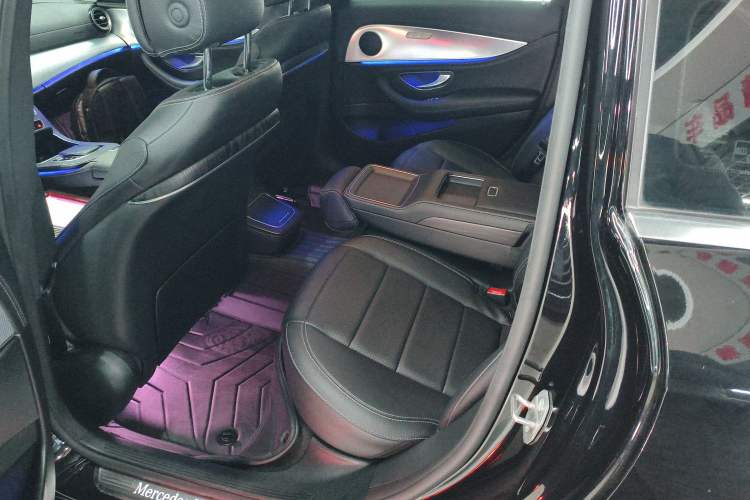 Used Mercedes-Benz E-Class 2021 Restyled E 300 L Sporty and Stylish Edition
