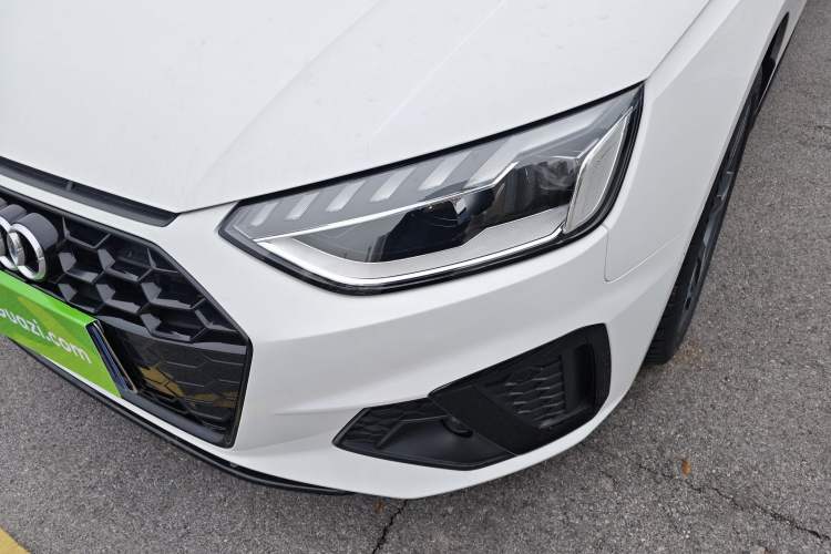 Used Audi A4L 2022 40 TFSI Luxury Dynamic Model