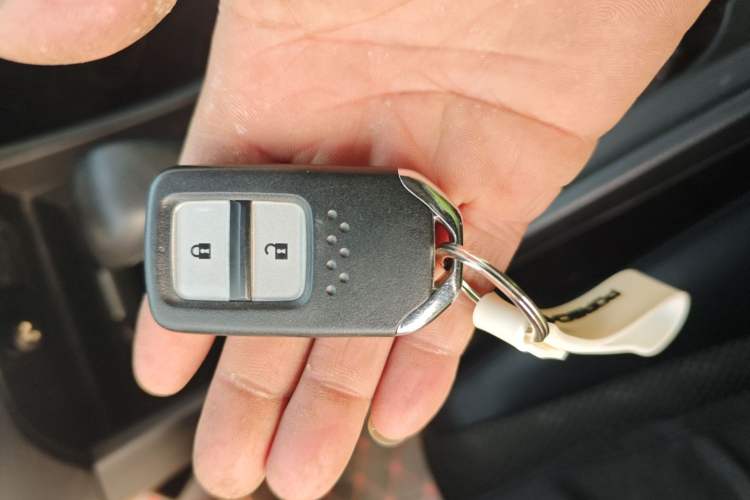 Used Honda Jade 2017 1.8L automatic Comfort version 5 seats