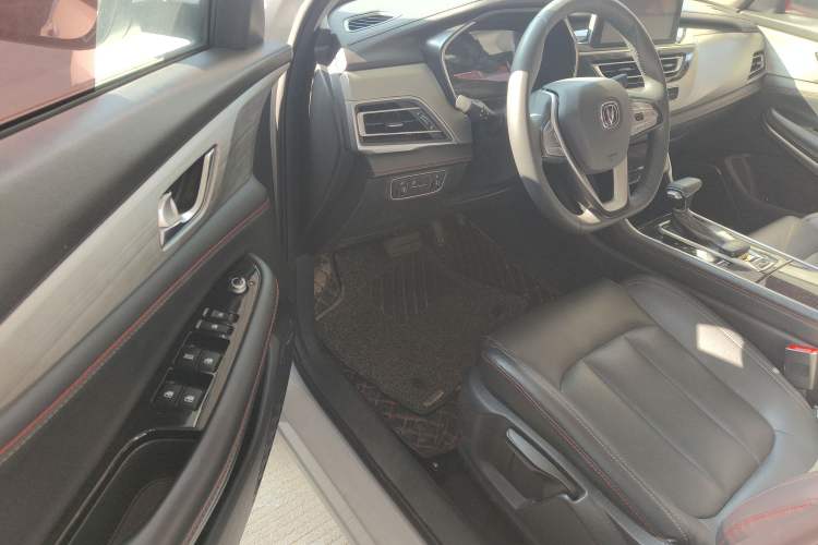 Used Changan CS75 2020 280T DCT Luxury Model China VI Standard
