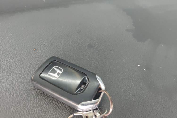 Used Honda CR-V 2015 2.4L two-wheel drive luxury version
