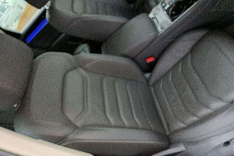 Used Volkswagen Touareg 2021 2.0 TSI Ruiyi Edition
