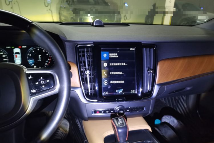 Used Volvo S90 2017 T4 Zhiyi Edition
