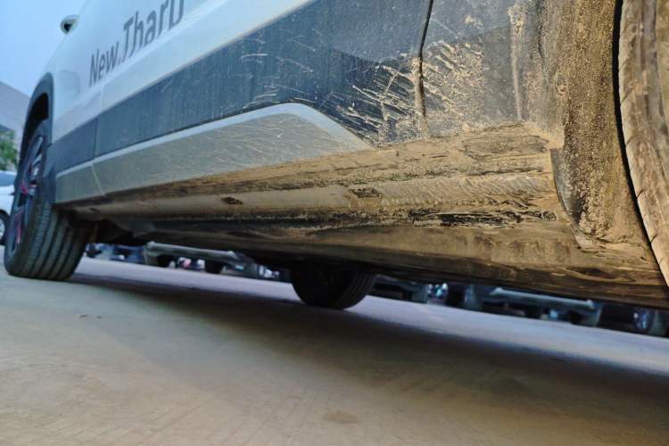 Used Volkswagen Tharu 2024 300TSI Two-Wheel-Drive Moon Luxury Edition
