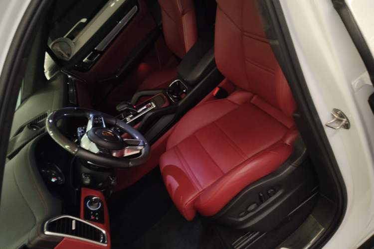 Used Porsche Cayenne E-Hybrid 2023 Cayenne E-Hybrid 2.0T Platinum Edition