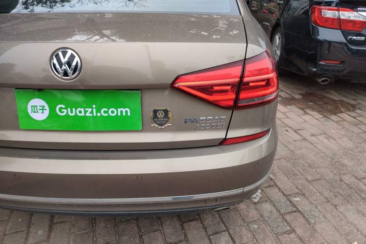 Used Volkswagen Passat 2017 330TSI DSG Luxury Edition
